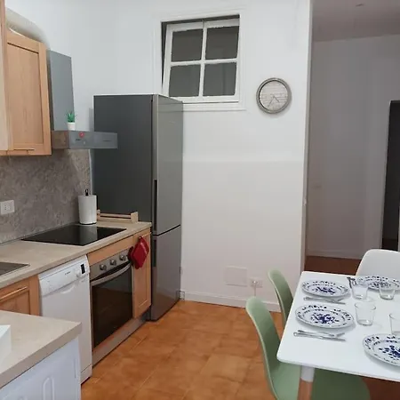 Casa Aprosio, A Bright In The Center Of Ventimiglia, 5 Minutes From The Sea And The Train Station Lägenhet *