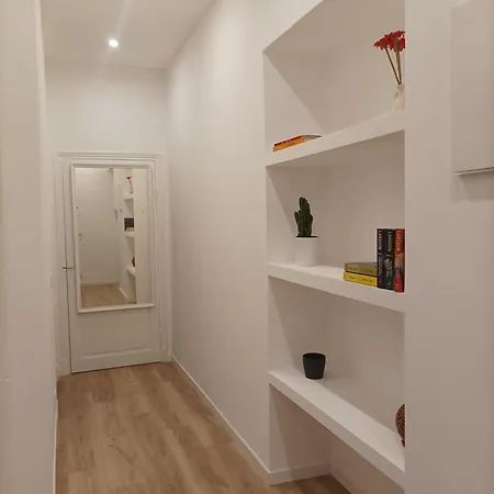 Casa Aprosio, A Big In The Center Of Ventimiglia, 5 Minutes From The Sea And The Train Station Ventimiglia
