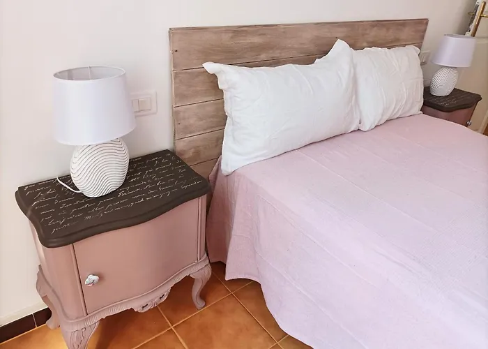 Casa Aprosio, A Bright In The Center Of Ventimiglia, 5 Minutes From The Sea And The Train Station Ventimiglia